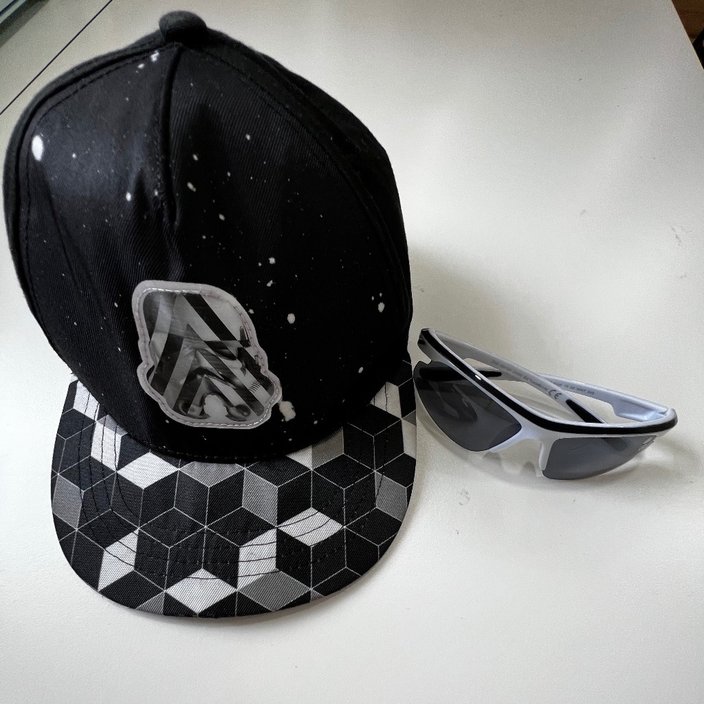 Star Wars Cap & Sunglasses - Disney